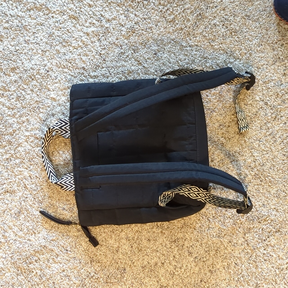 Purse - Picture 2 of 5